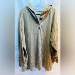 Women’s Old Navy pullover